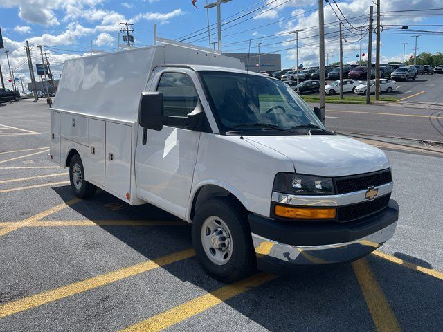 2024 Chevrolet Express Base