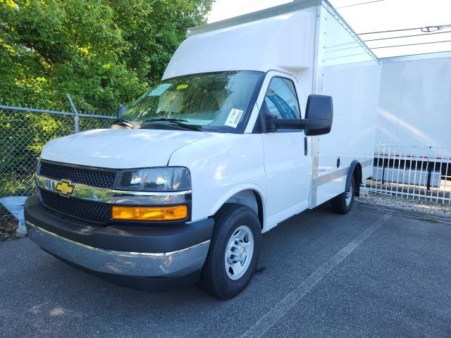 2024 Chevrolet Express Base