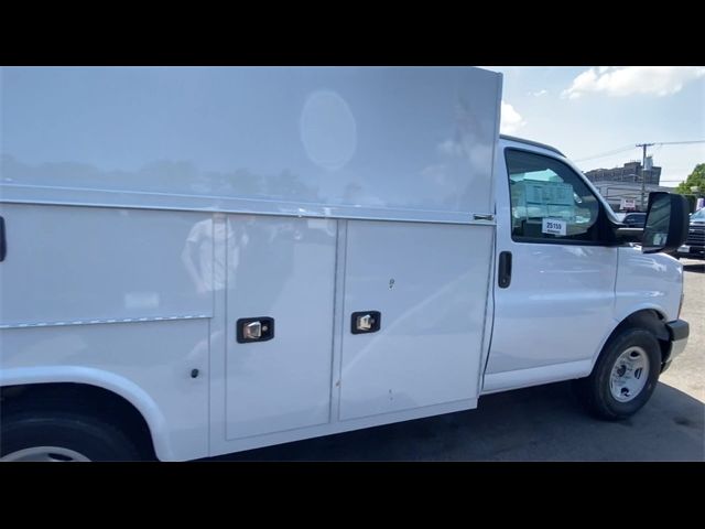 2024 Chevrolet Express Base