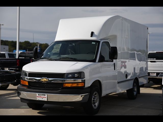 2024 Chevrolet Express Base