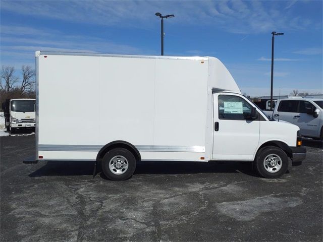 2024 Chevrolet Express Base