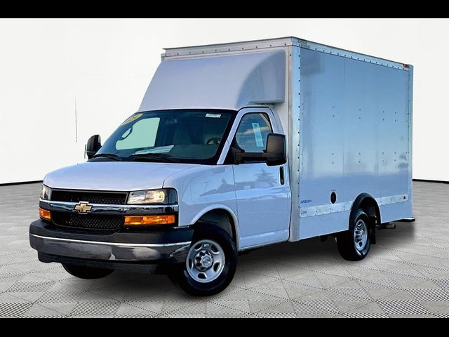 2024 Chevrolet Express Base