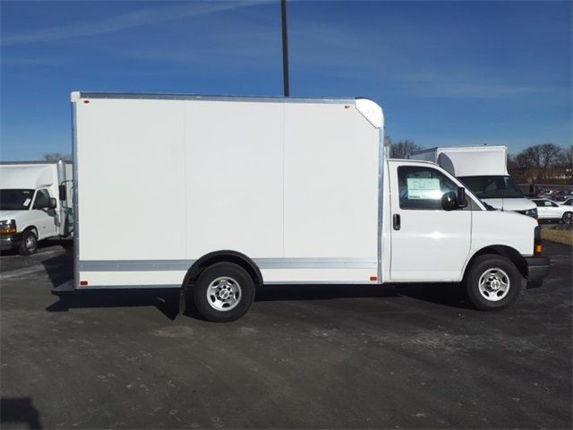 2024 Chevrolet Express Base