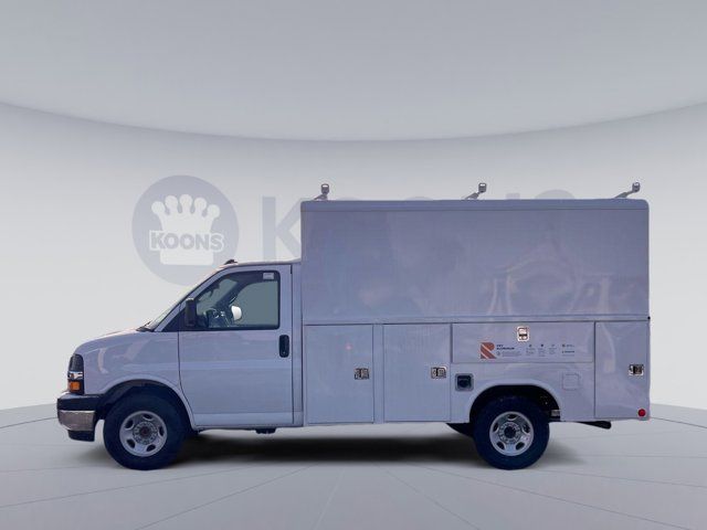 2024 Chevrolet Express Base