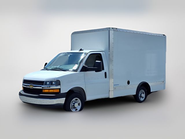 2024 Chevrolet Express Base