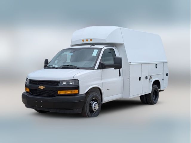 2024 Chevrolet Express Base
