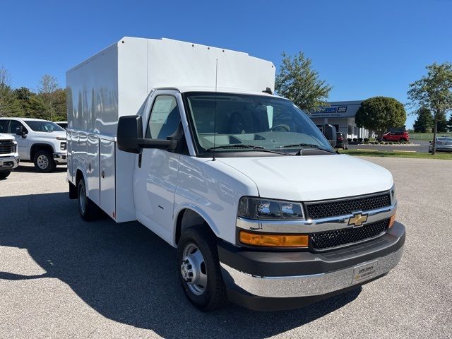 2024 Chevrolet Express Base