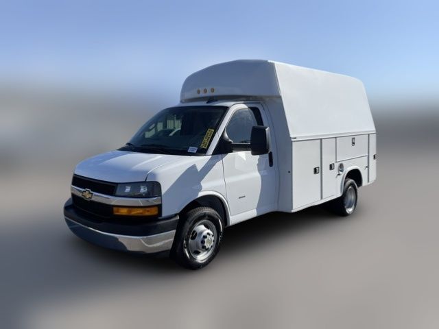 2024 Chevrolet Express Base