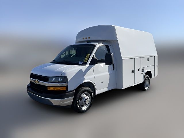 2024 Chevrolet Express Base