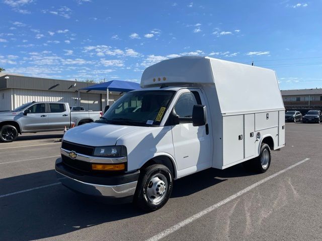 2024 Chevrolet Express Base