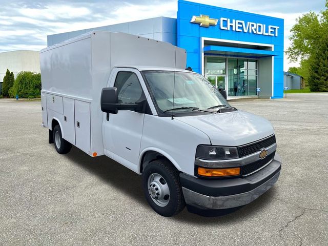 2024 Chevrolet Express Base