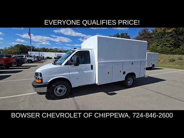 2024 Chevrolet Express Base