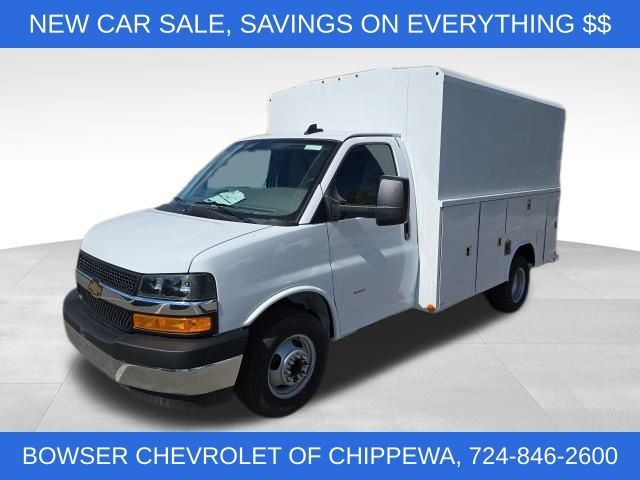 2024 Chevrolet Express Base