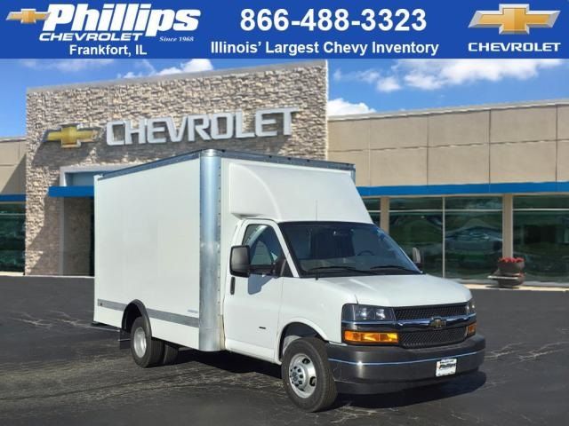 2024 Chevrolet Express Base