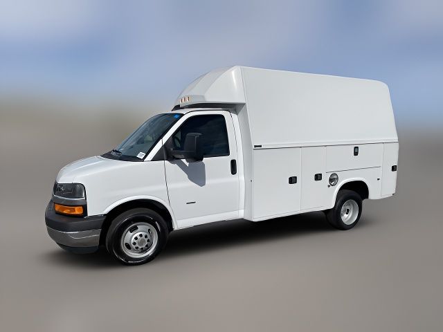 2024 Chevrolet Express Base