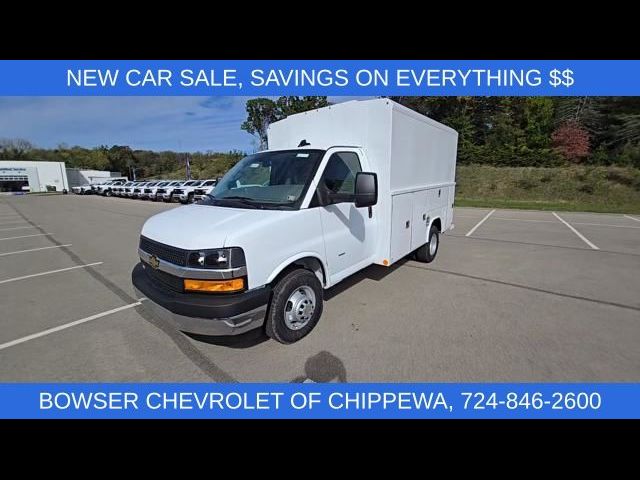 2024 Chevrolet Express Base