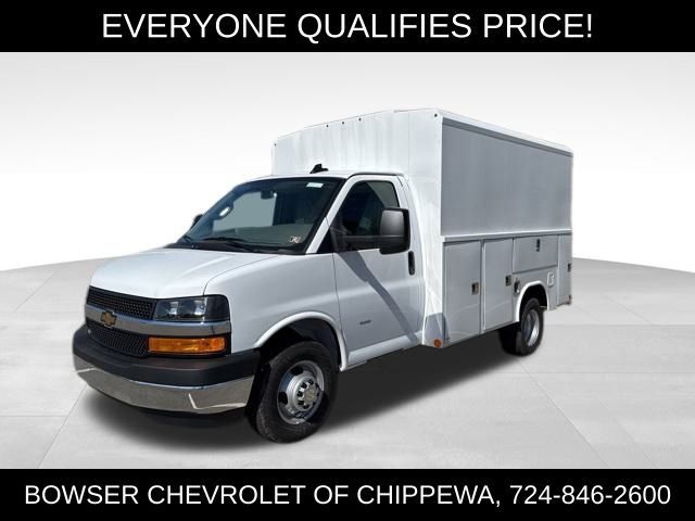 2024 Chevrolet Express Base