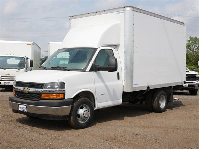2024 Chevrolet Express Base
