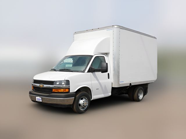 2024 Chevrolet Express Base