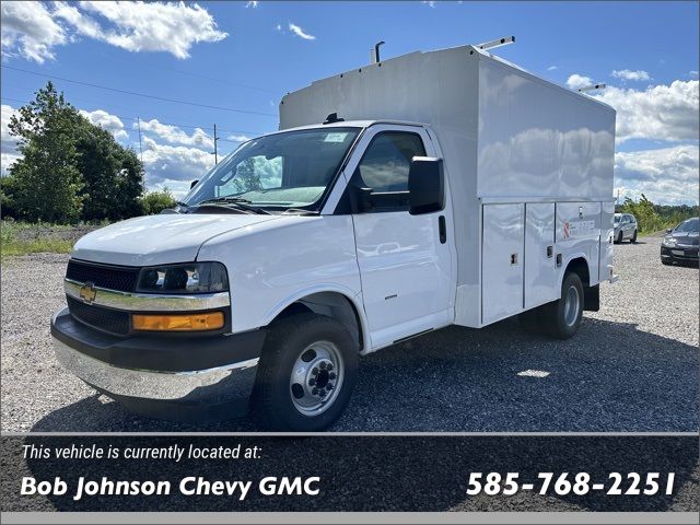 2024 Chevrolet Express Base