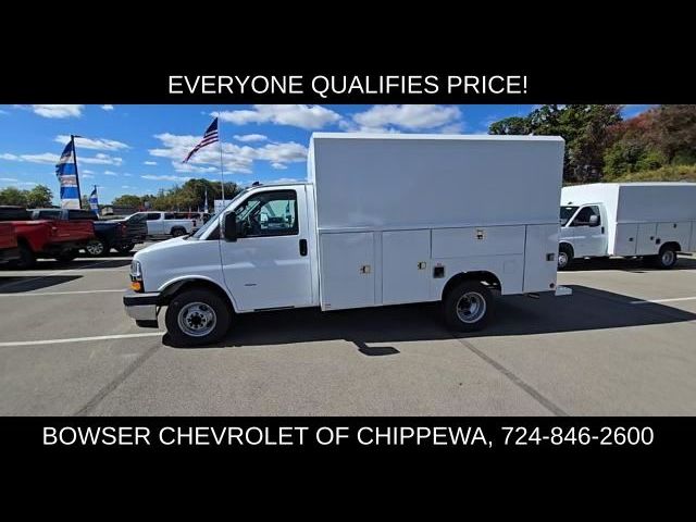 2024 Chevrolet Express Base