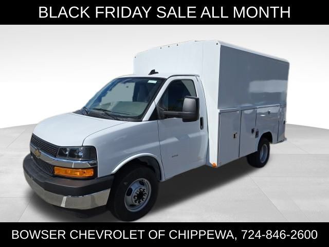 2024 Chevrolet Express Base