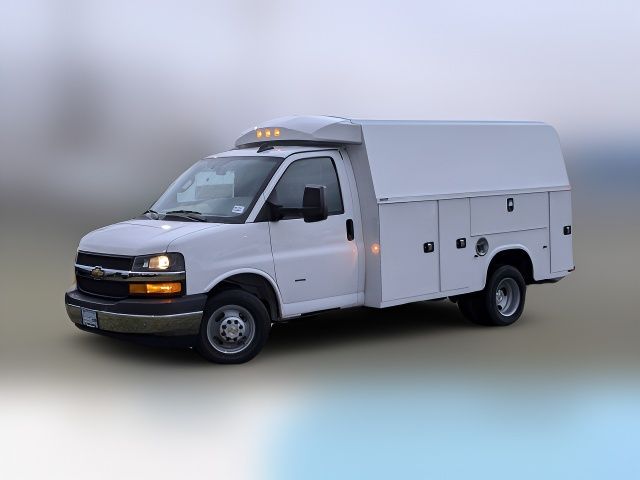 2024 Chevrolet Express Base