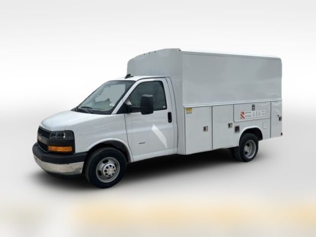 2024 Chevrolet Express Base