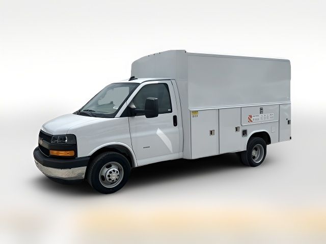 2024 Chevrolet Express Base