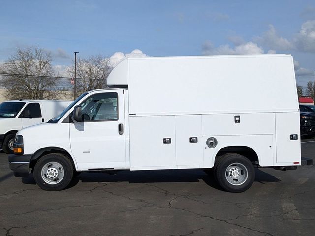 2024 Chevrolet Express Base