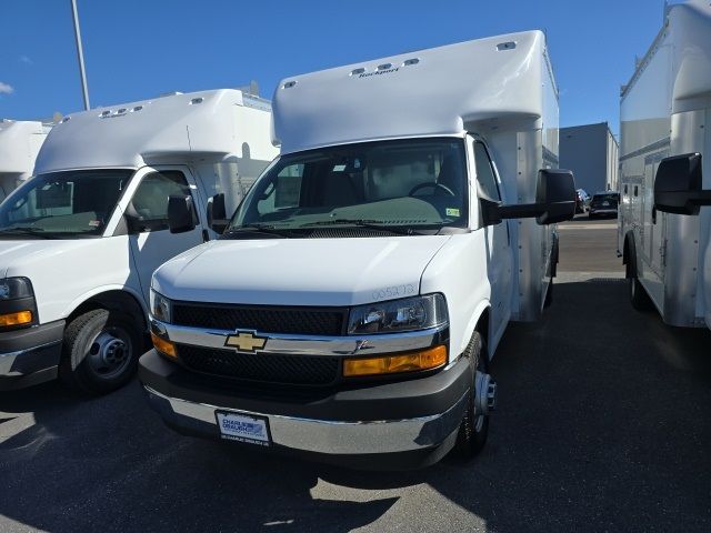 2024 Chevrolet Express Base