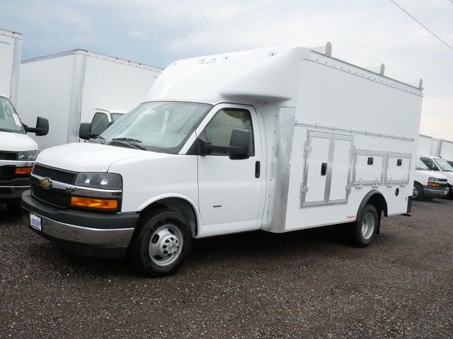 2024 Chevrolet Express Base