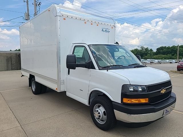 2024 Chevrolet Express Base