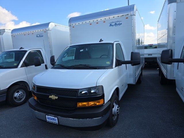 2024 Chevrolet Express Base