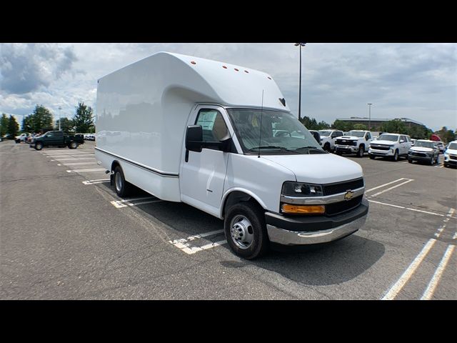 2024 Chevrolet Express Base