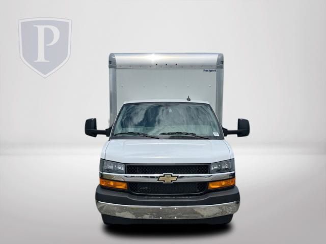 2024 Chevrolet Express Base