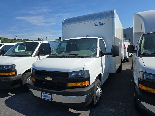 2024 Chevrolet Express Base