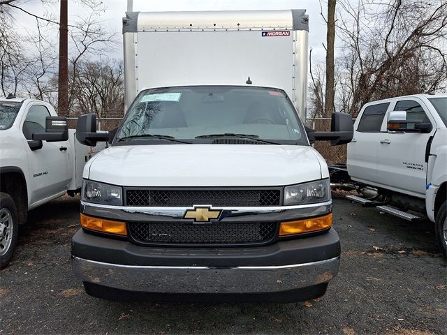 2024 Chevrolet Express Base