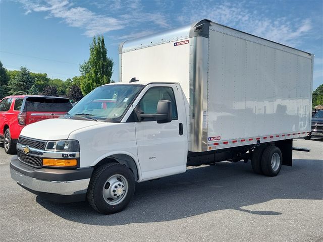 2024 Chevrolet Express Base