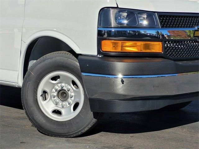 2024 Chevrolet Express Base