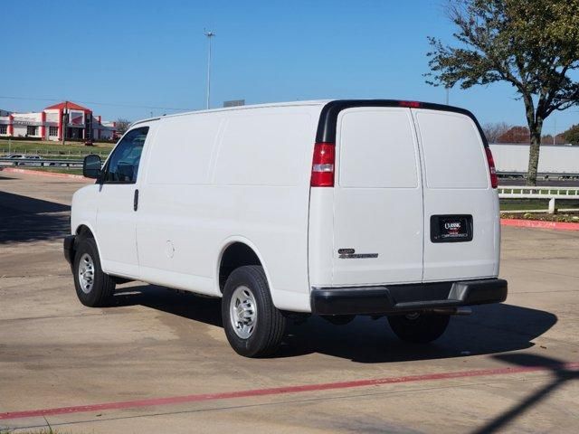 2024 Chevrolet Express Base