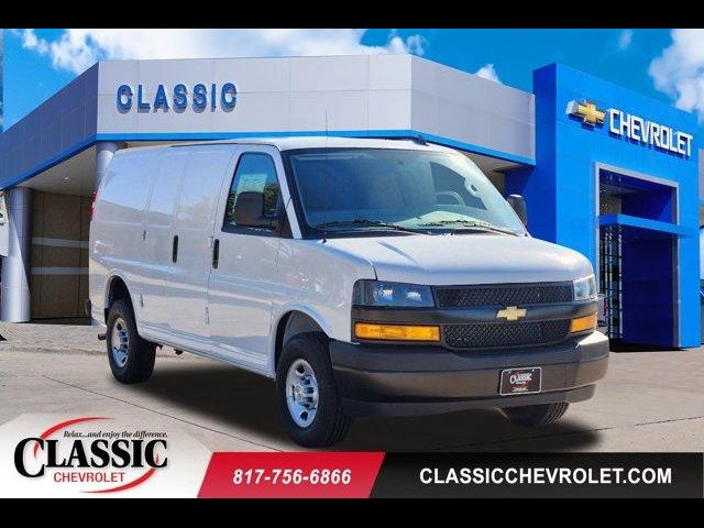 2024 Chevrolet Express Base