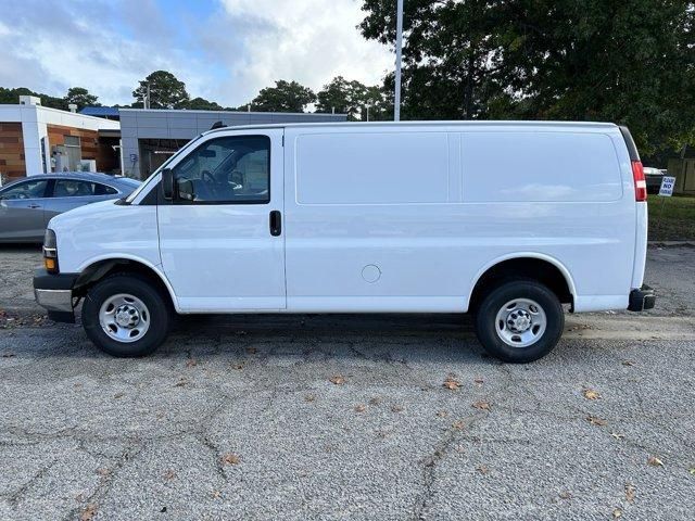 2024 Chevrolet Express Base