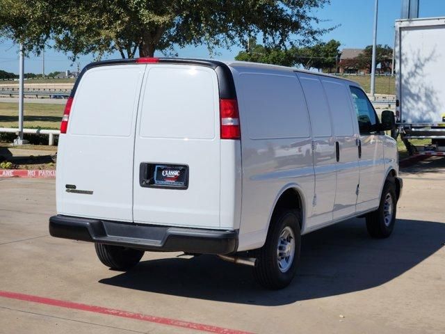 2024 Chevrolet Express Base