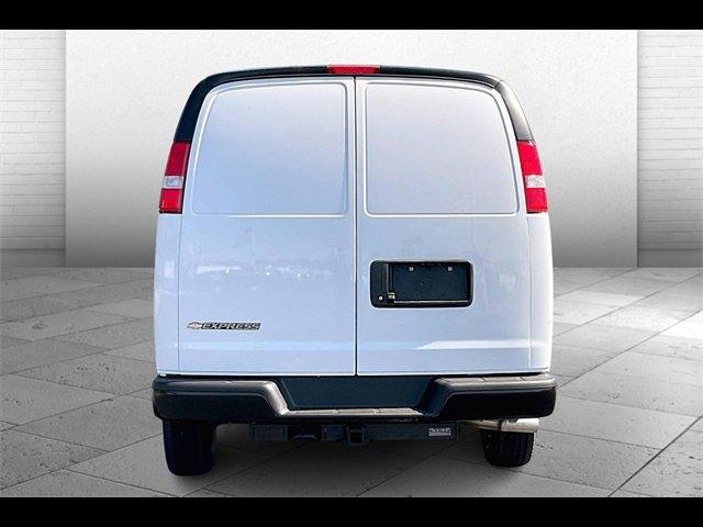 2024 Chevrolet Express Base