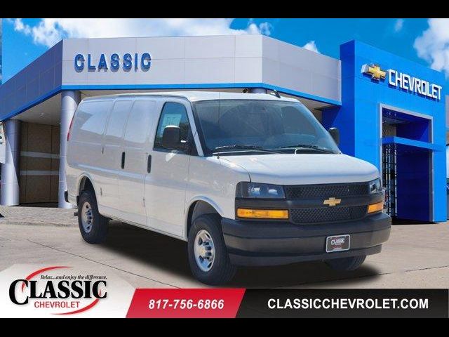 2024 Chevrolet Express Base