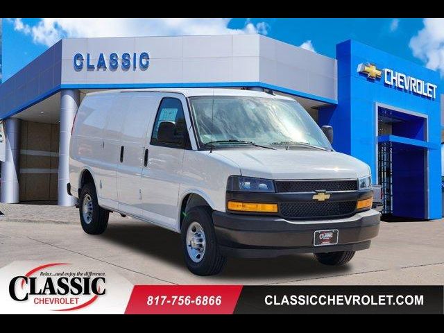 2024 Chevrolet Express Base