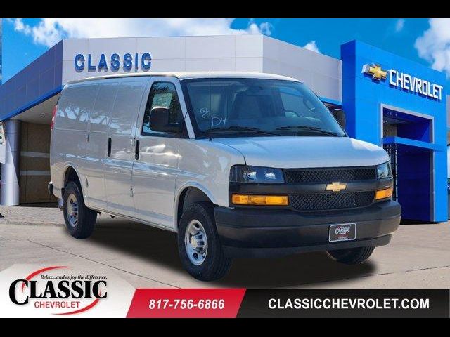 2024 Chevrolet Express Base