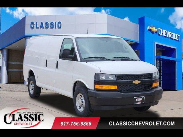 2024 Chevrolet Express Base