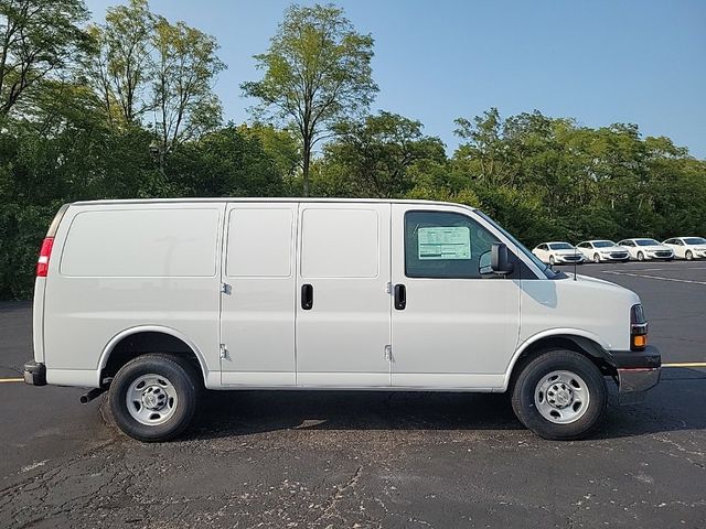 2024 Chevrolet Express Base